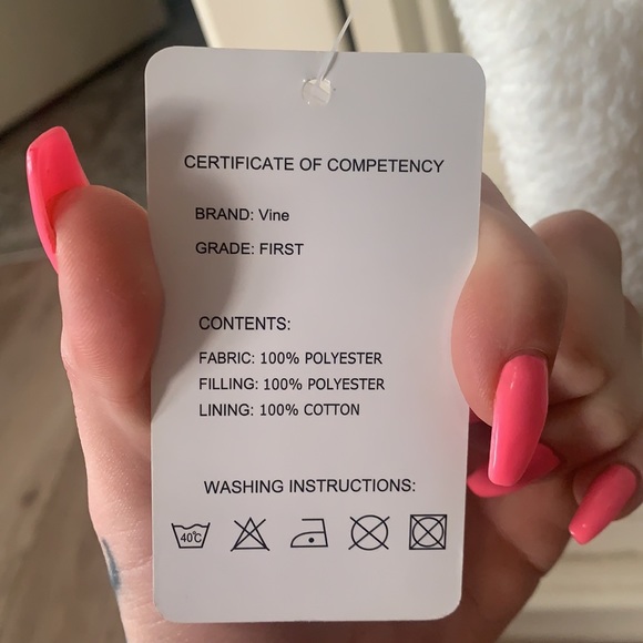 Fuzzy warm white onesie 0-3 months BNWT - Picture 4 of 5